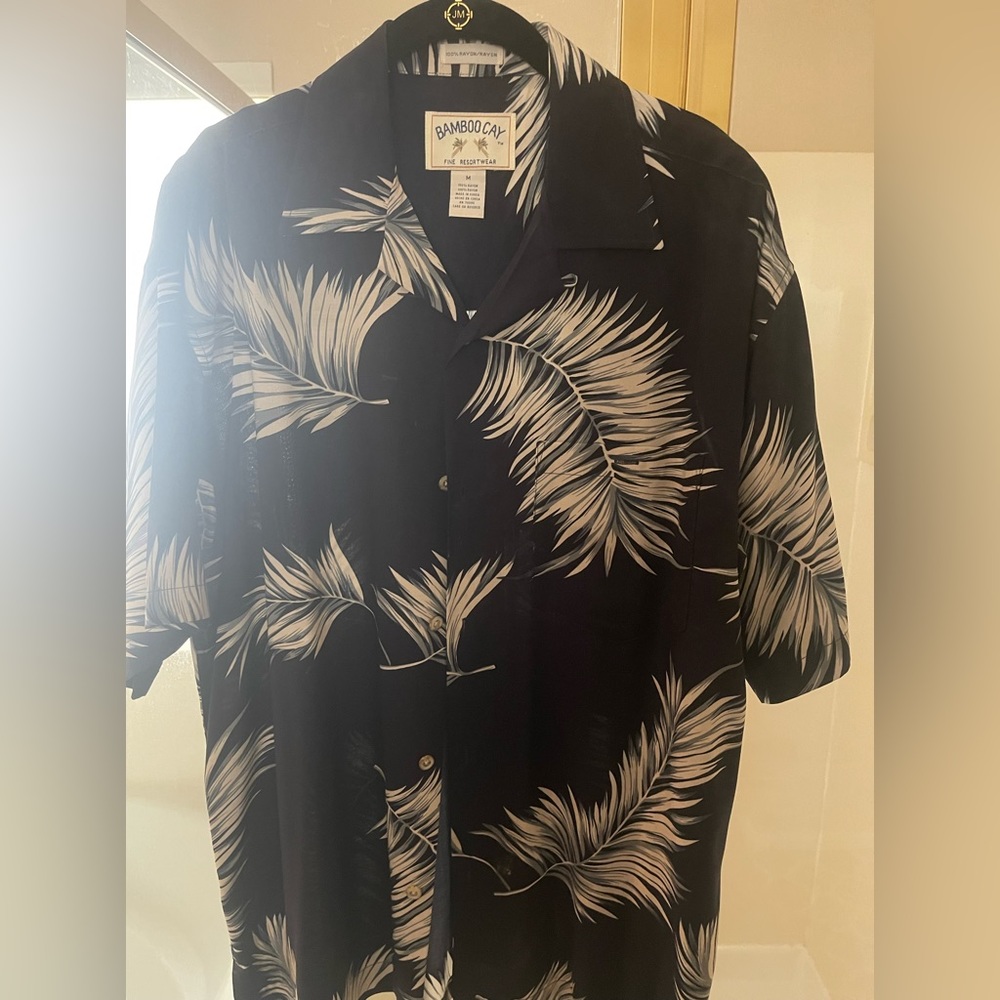Mens Casual Shirt from Hawaii made by Bamboo Cay Fine Resort Wear